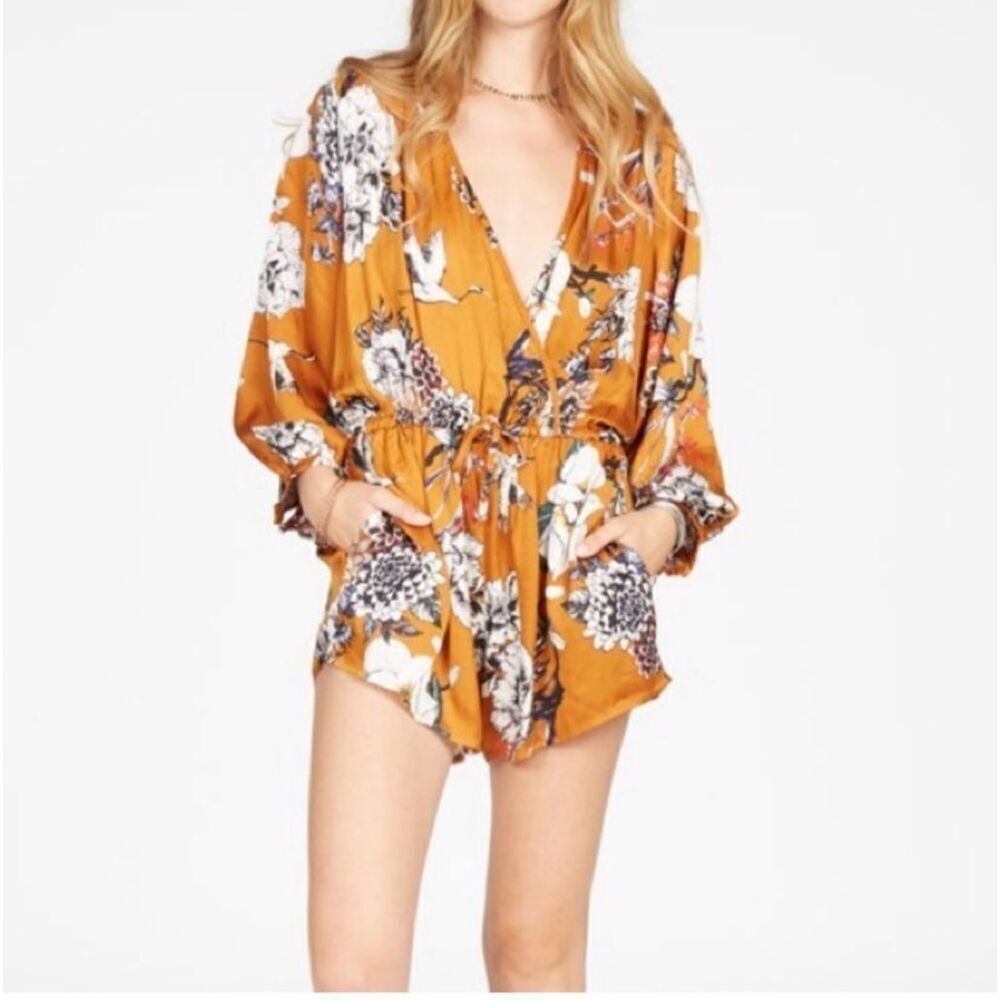 Knot Sisters Brown White and Black Floral V Neck Long Sleeve Romper Size Medium